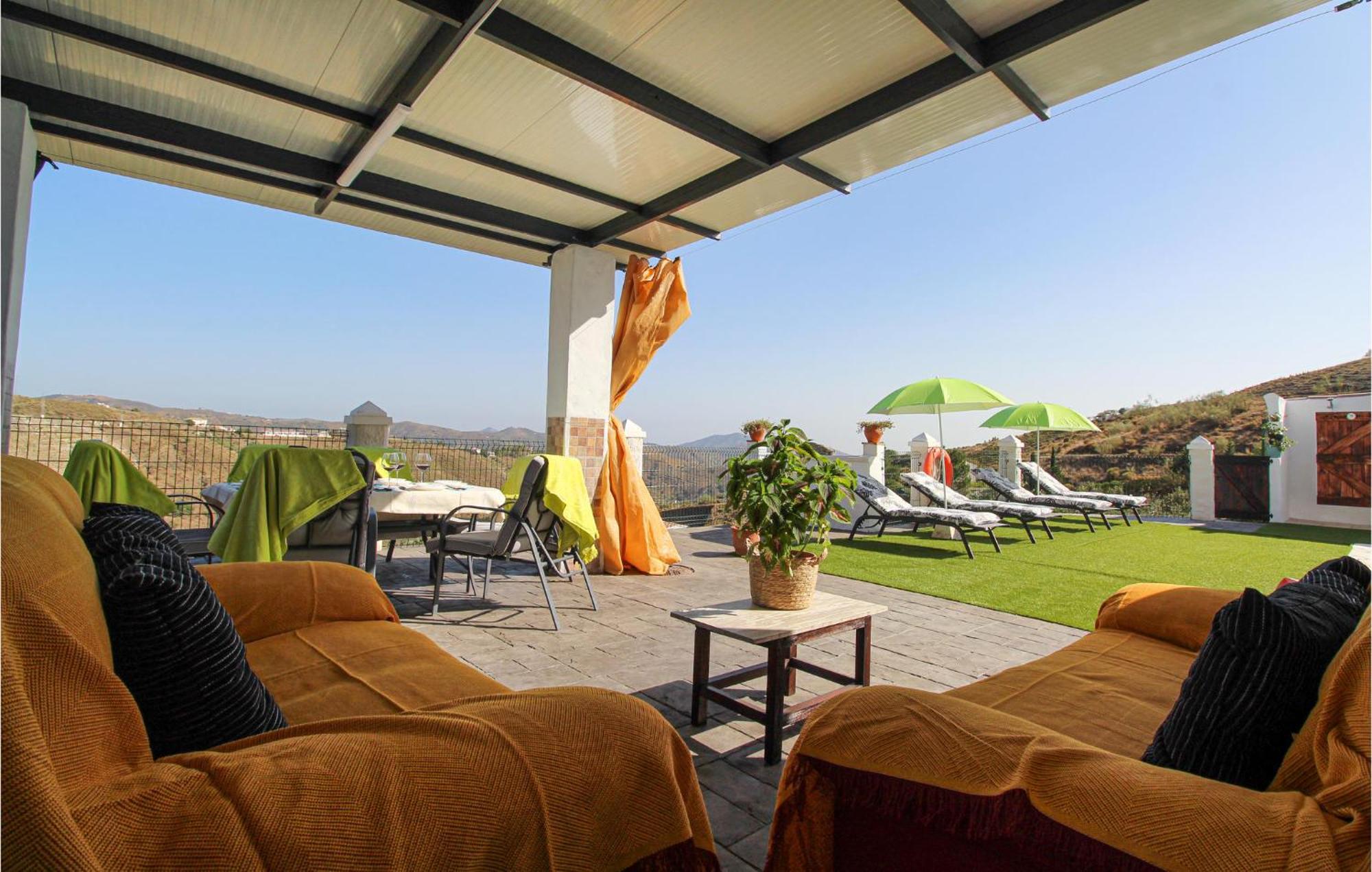 4 Bedroom Gorgeous Home In Sedella Bagian luar foto